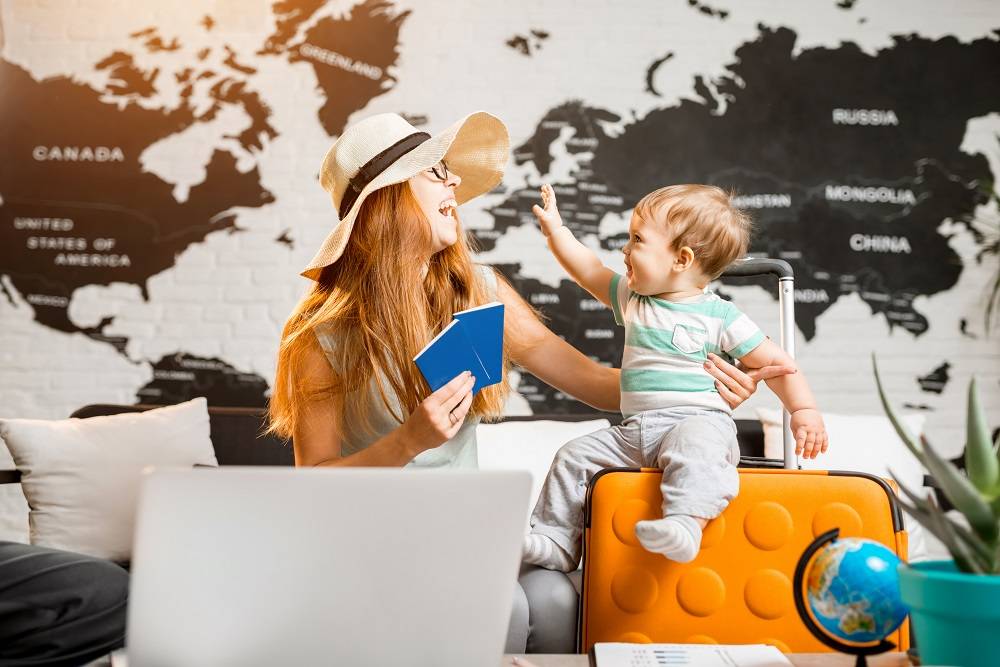 Vol long-courrier : comment habiller votre petite fille?